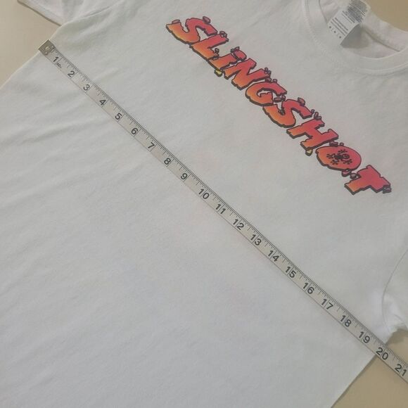 Gildan Men's White Crewneck Slingshot Souvenir Graphic Short Sleeve Tee - Picture 4 of 13